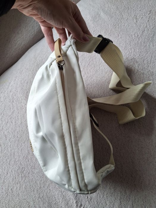 torebka/nerka beż/ecru nowa