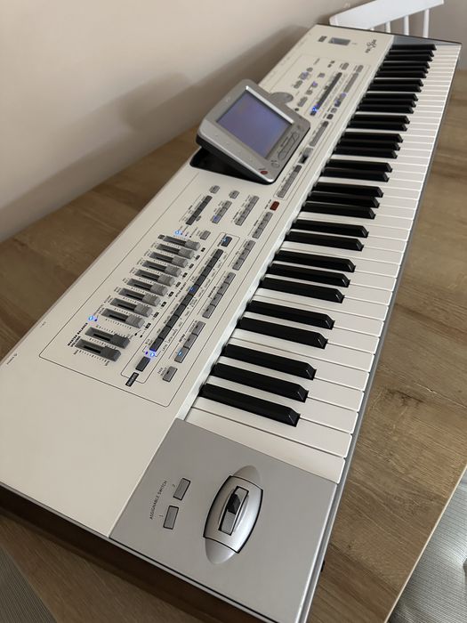 KORG B2W 2021年製 korg b2 - Купити музичні інструменти - Ціна на OLX.ua