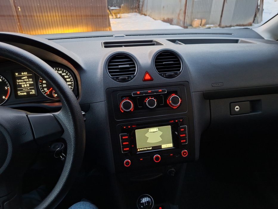 Volkswagen Caddy Lift 1,6 tdi mały przebieg