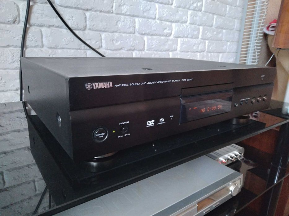 Програвач Yamaha DVD-S2700