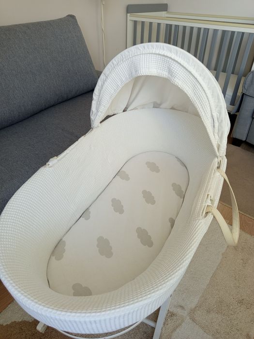 Kosz Mojżesza z firmy Shnuggle