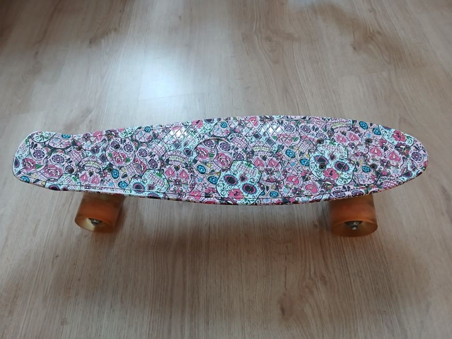 Deskorolka nowa z led Deskorolka dla dzieci