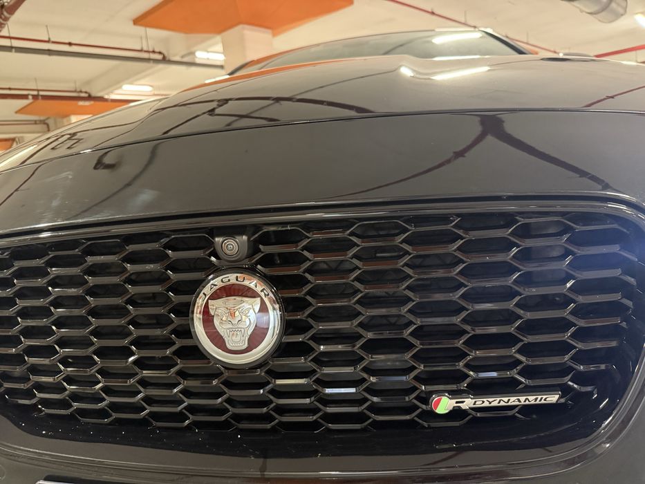 Jaguar XE 204 Cv Black Edition