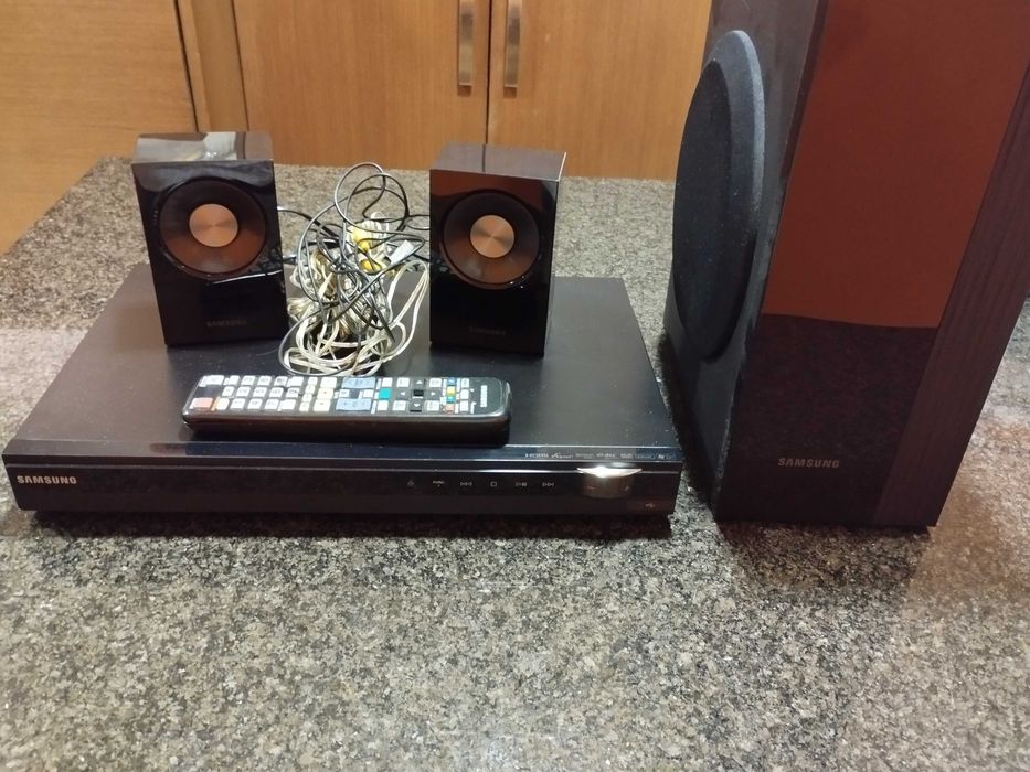 Conjunto cinema em casa Samsung