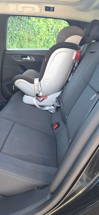 Carrinha familiar muito confortável