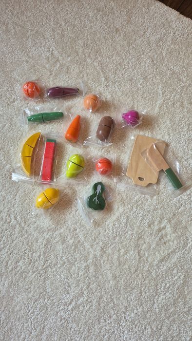 Frutas e legumes de velcro para brincar, NUNCA USADO