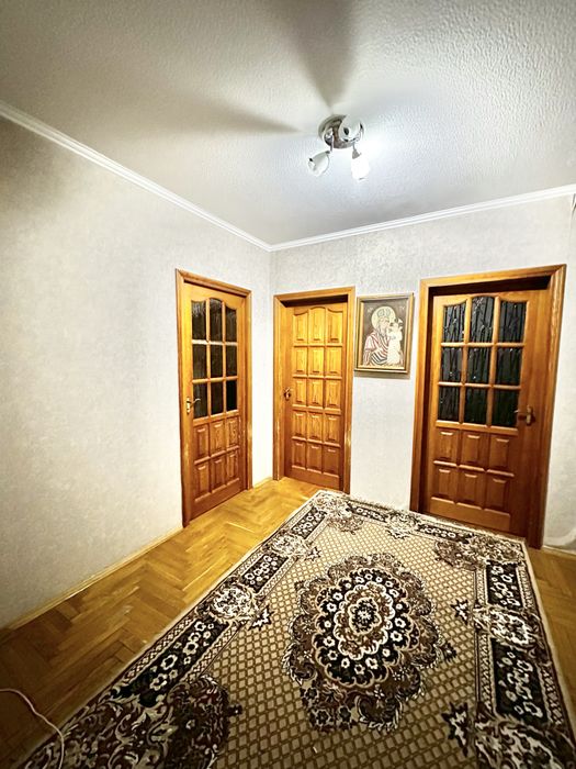 Продаж 3х кімнатної квартири центр Борисполя  Київ 20 км