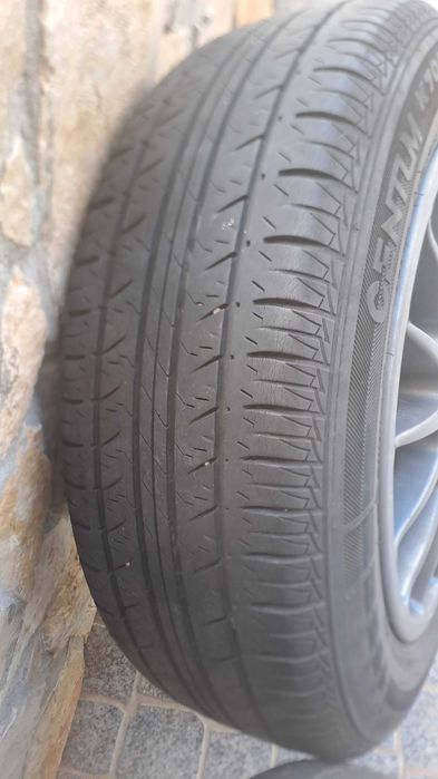 Jantes oz 14 com pneus em bom estado