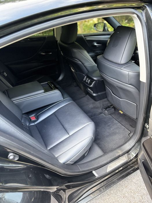 Sprzedam Lexus ES300H
