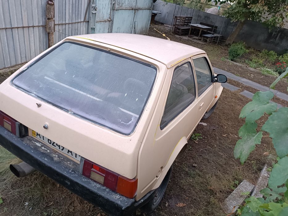 ЗАЗ 1102  Таврія