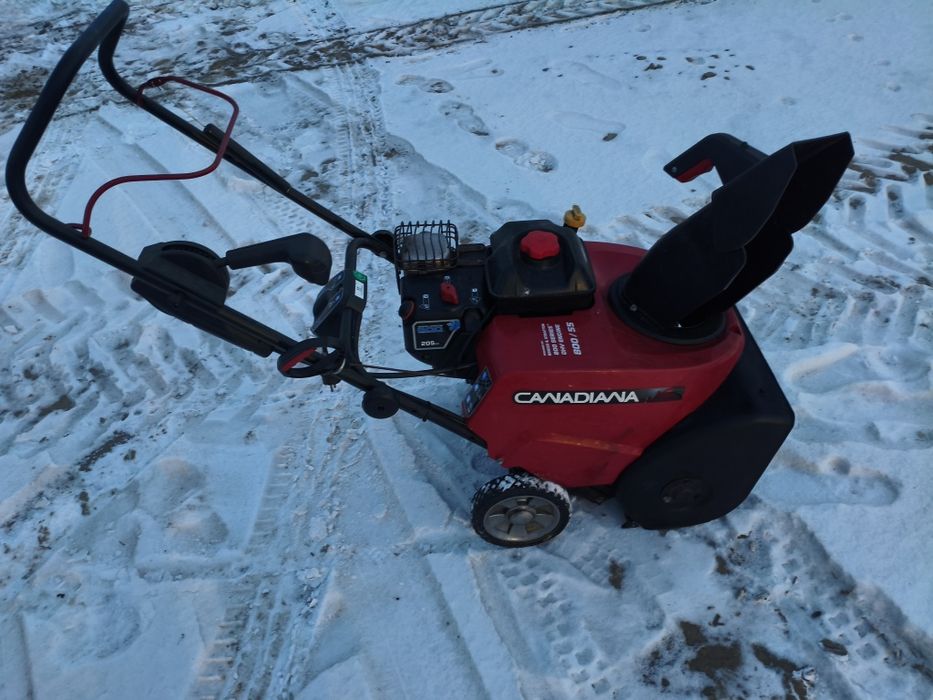 Odśnieżarka wirnikowa spalinowa canadiana  rozr. elektryczny