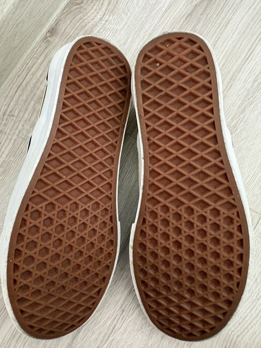 Żółte vansy slip-on