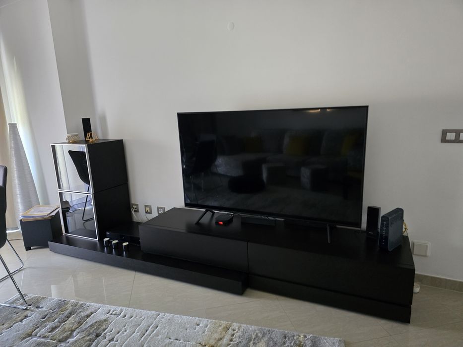 Móvel de Sala castanho escuro