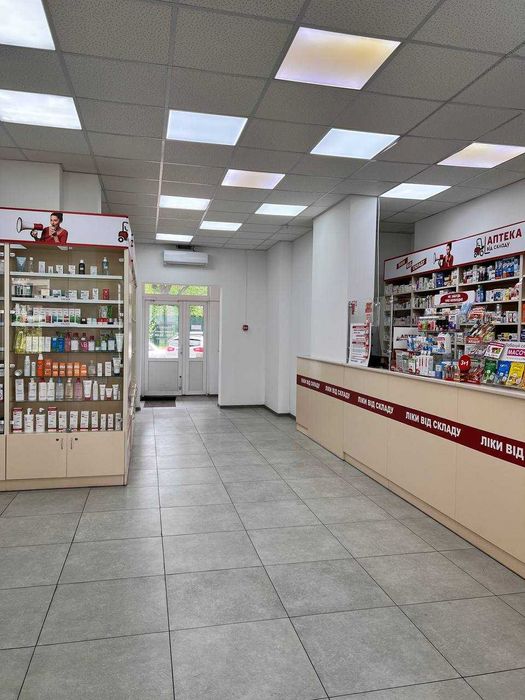 Оренда/Приміщення,108м2,фасад,2 виходи, ЖК Каховська, Киів