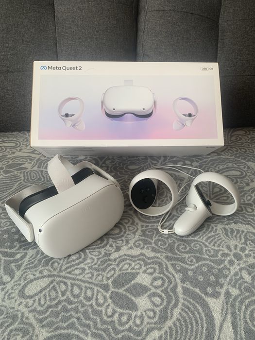 Meta Quest 2 (Oculus Quest 2) 256 GB – komplet w pudełku