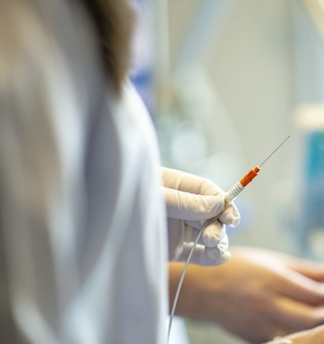 Капельницы на дому - услуги медсестры - уколы