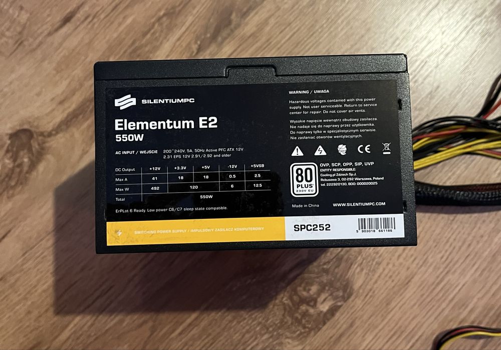 Zestaw - płyta główna, procesor, chłodzenie, ramy, dysk i zasilacz