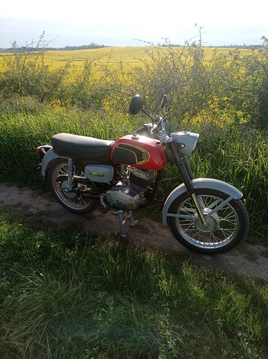 Sprzedam cz175 typ sport