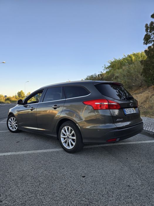 Ford Focus SW — fotografia 3