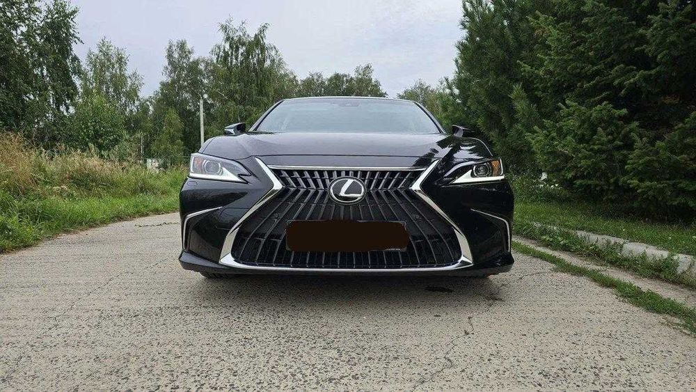 Lexus ES 300h, 2023