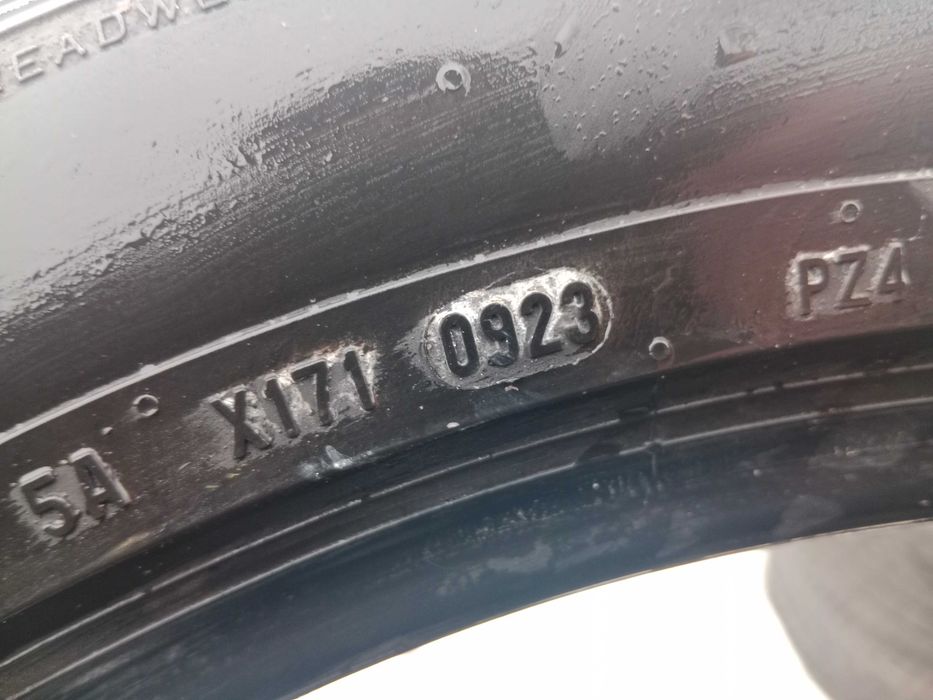 Opona używana 255/45R19 Pirelli P Zero 1szt.