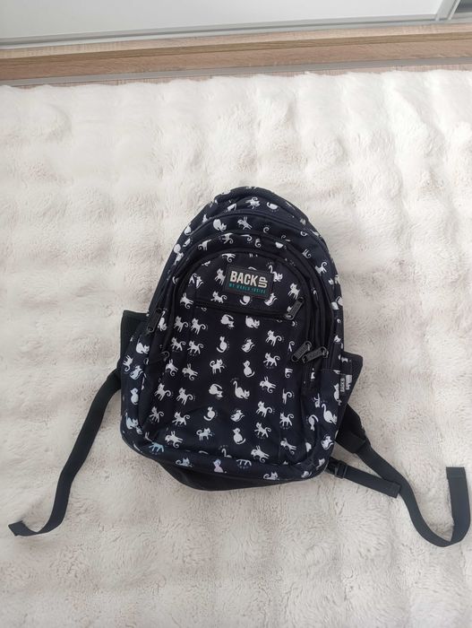 plecak back up z kotkami