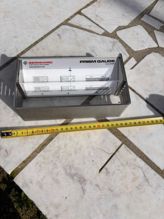 Equipamento Profissional para Relvados Desportivos