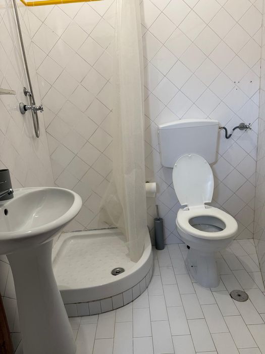 Quarto em porto salvo oeiras