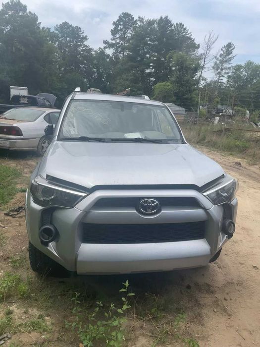 Капот Toyota 4Runner розборка шрот