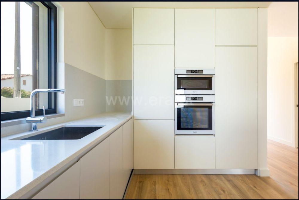 Moradia Nova T3 c/ Piscina, Santo Estêvão  / Benavente