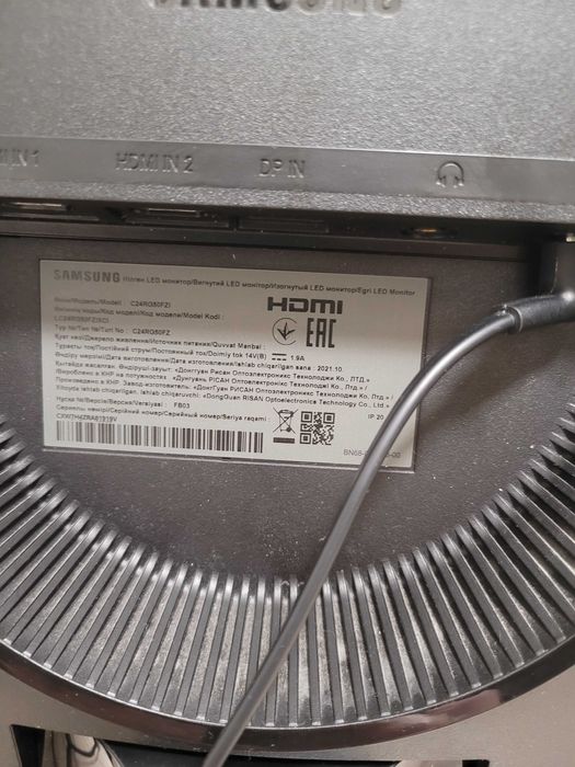Продам на запчастини манітор Samsung