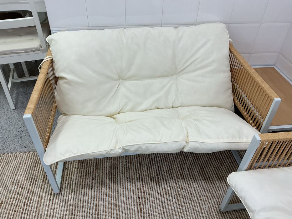 Conjunto de bancos de jardim OZÉA 4 lugares praticamente novos