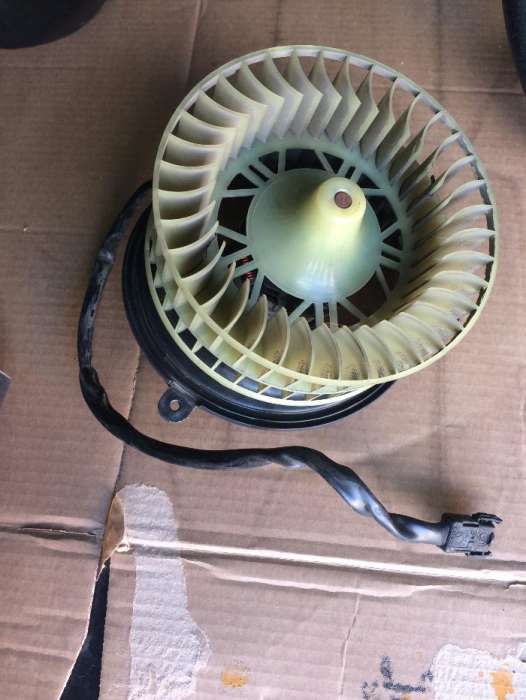 Motores de Sofagem Mercedes W201 190 Sem A/C