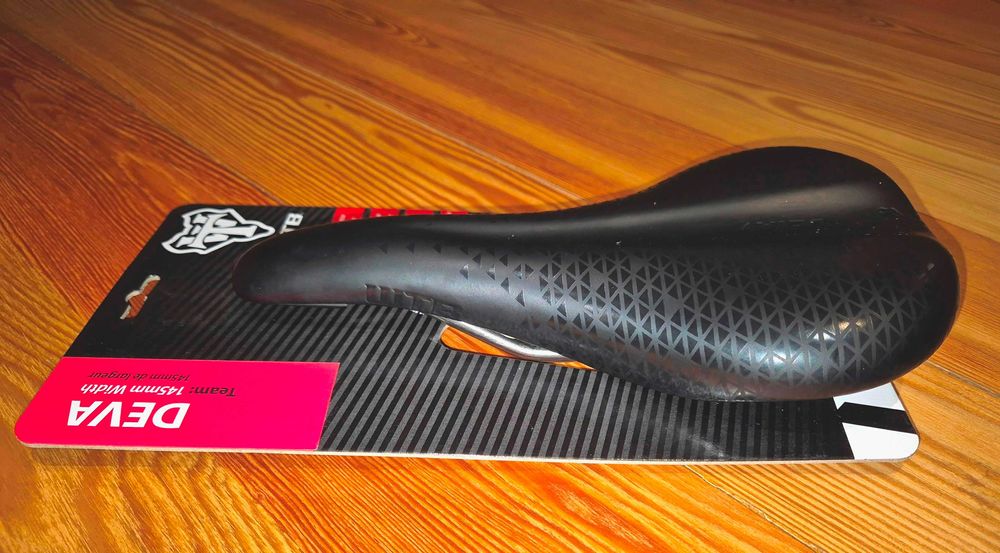 Selim WTB Deva Team - 145mm - Carris em titânio