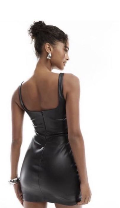 Платье мини  Bershka