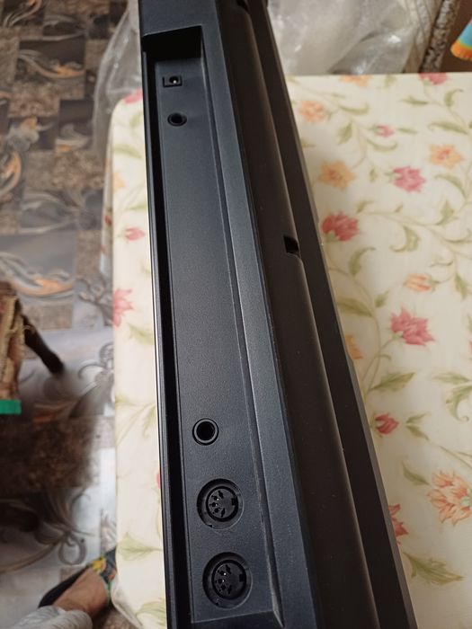 Синтезатор Yamaha PSRE223