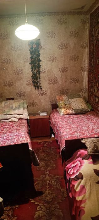 Продаж  будинку в селі.