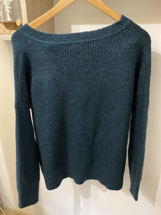 Sweter w dekolt V 40 L sinsay