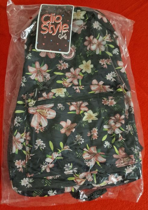 Mochila flores clio style