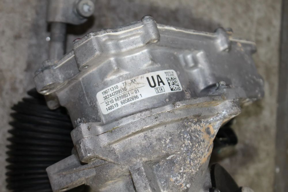 Caixa de direção BMW X1 (F48)