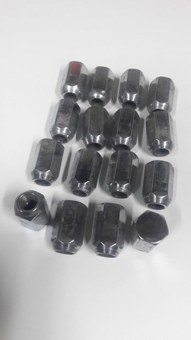 Nakrętki felg aluminiowych VOLO S40 V40 96-04 Stargard • OLX.pl