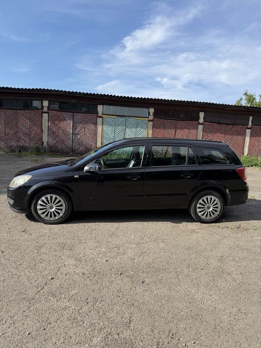 Продам автомобіль Opel Astra H