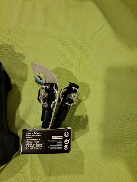 Sapatos de encaixe de senhora,  tamanho 38