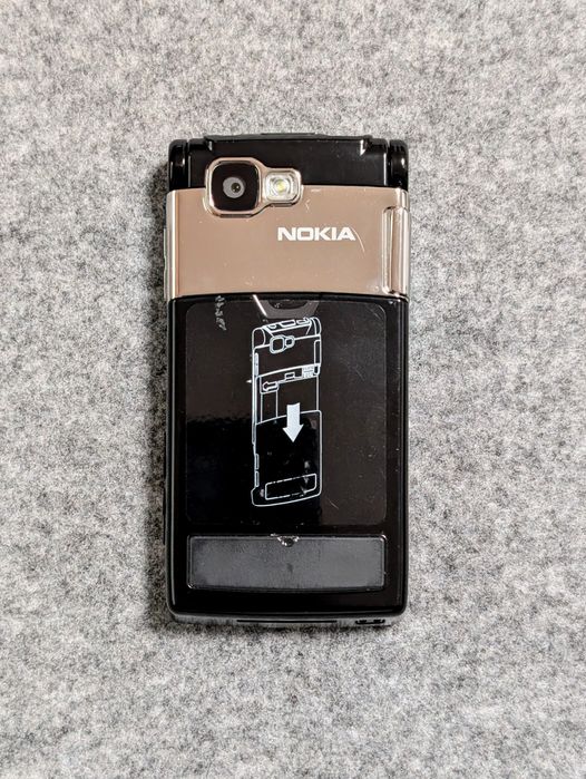 Telefon komórkowy Nokia N76