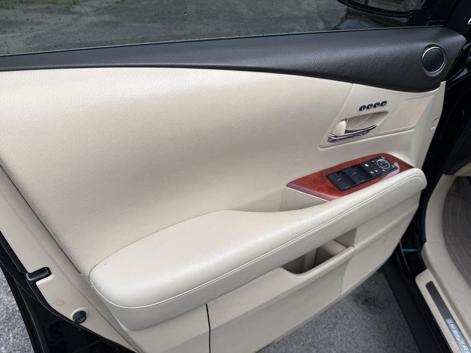 Lexus RX 350  газ /бенз Европа 2011
