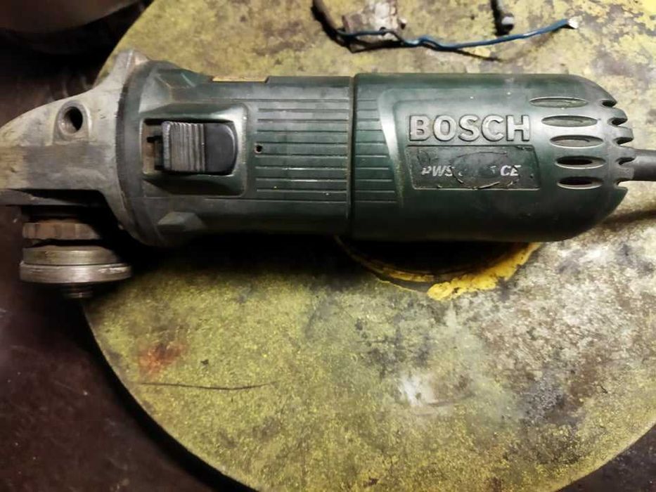 Szlifierka bosch regulacja 900w