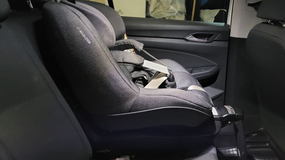 Maxi Cosi baza 2way fix + fotelik 2way pearl