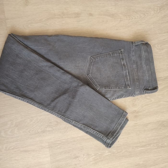 Джинсы  женские скинии