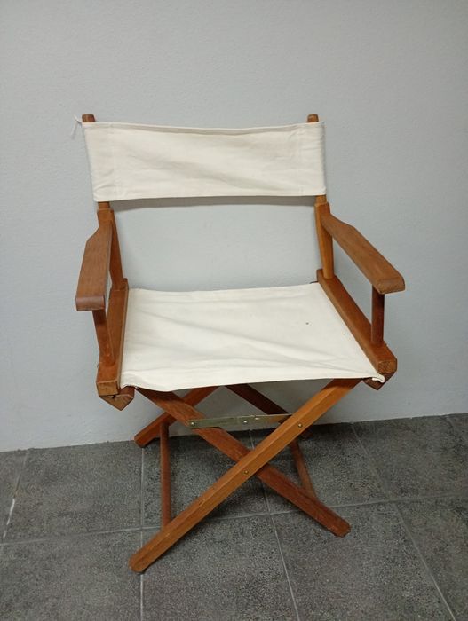 Mesa e cadeiras jardim