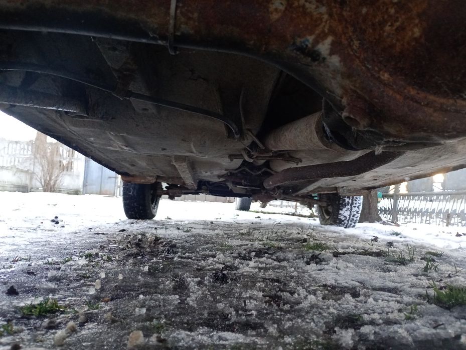 Автомобіль ВАЗ 2106